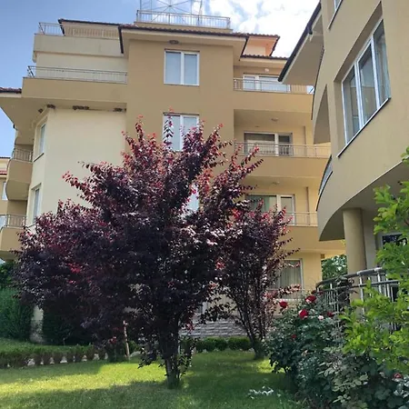 Tatiana Pines Apartament Obzor